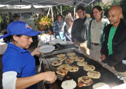 El Olomega serves up its famous pupusas.