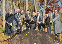 Commissioner Benepe joined elected officials to break ground on two new parks in Staten Island last week.