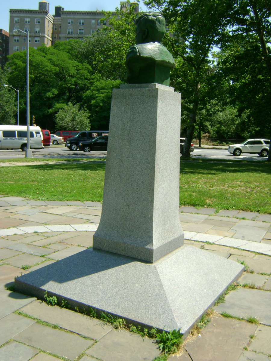 John F. Kennedy Memorial