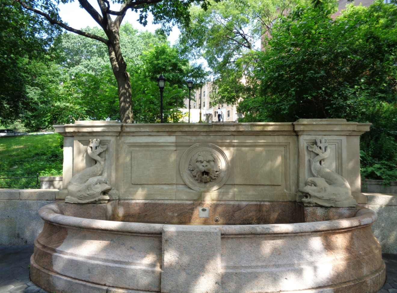 Macombs Dam Park Fountain