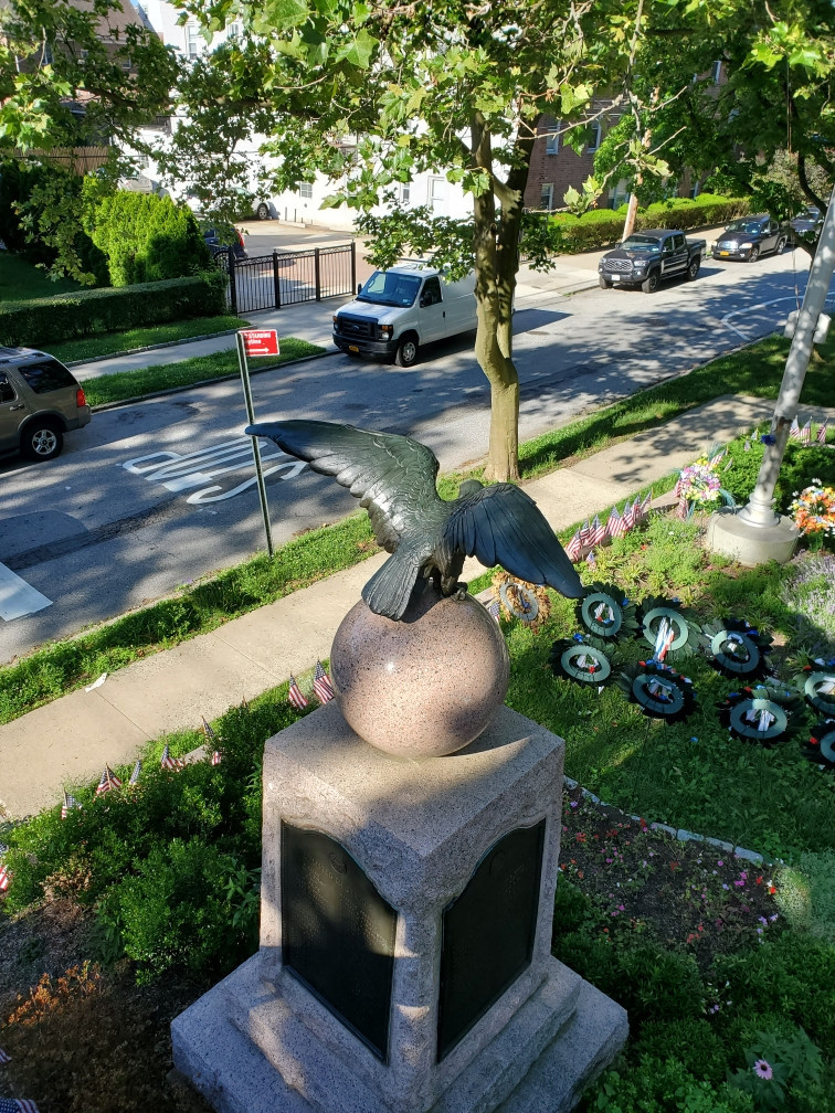 Woodlawn Heights War Memorial