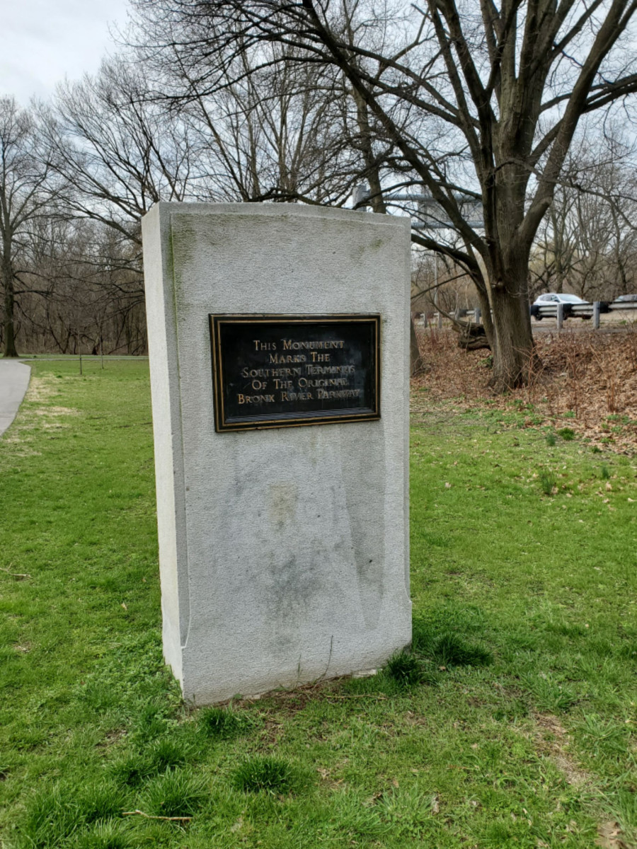 Bronx River Parkway Drive