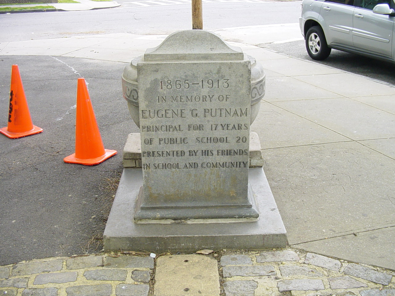 Putnam Memorial