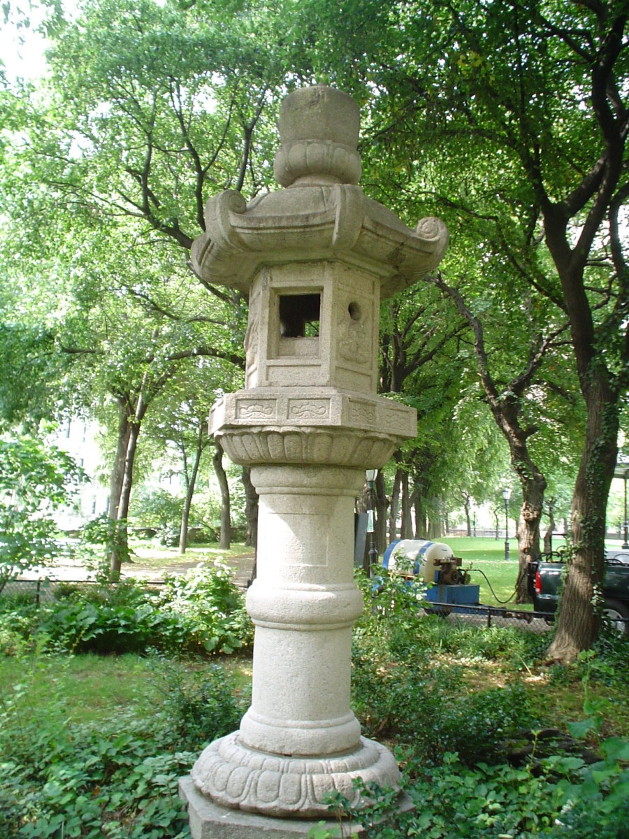 Lantern on pedestal