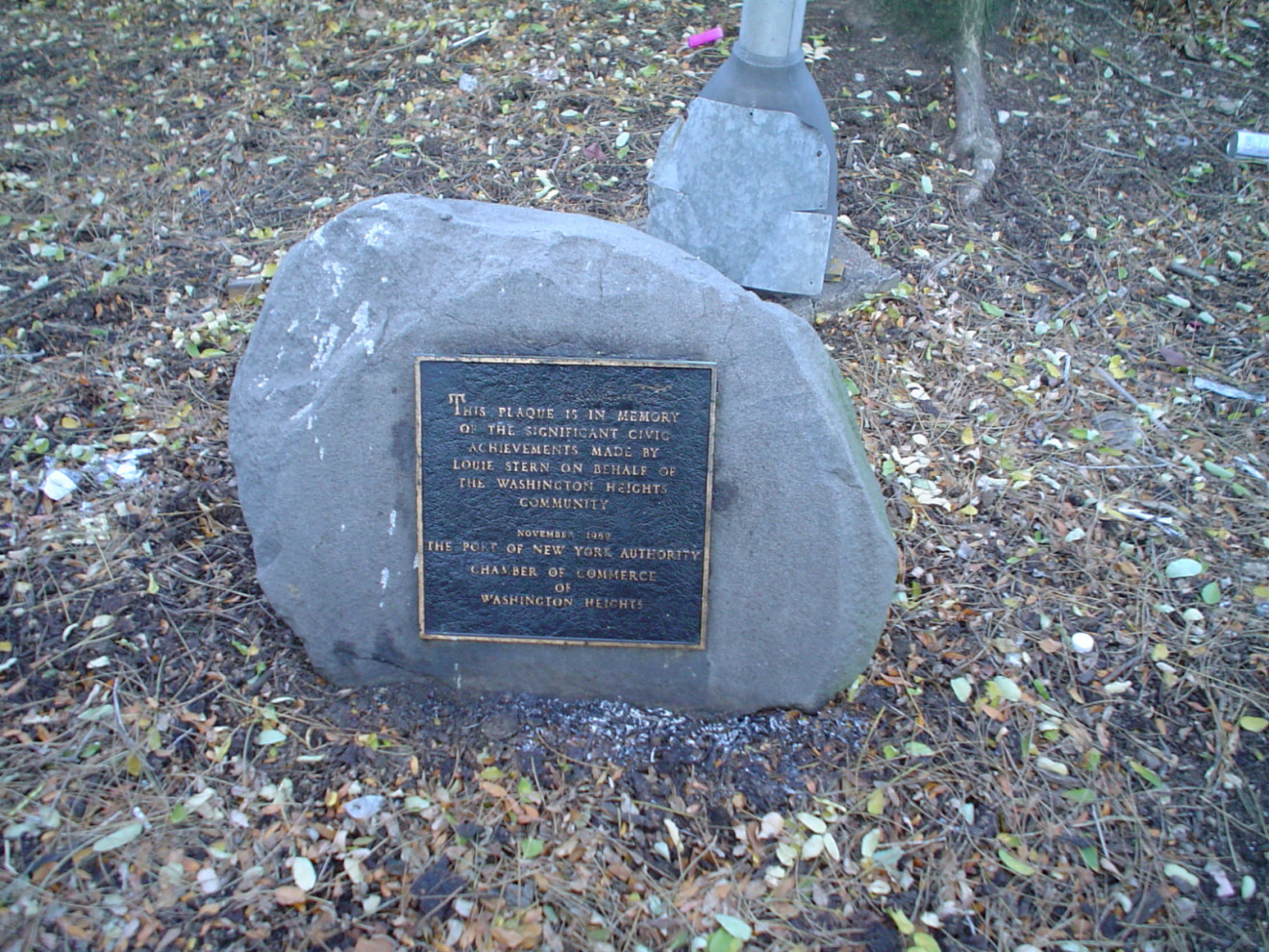 Plaque on boulder