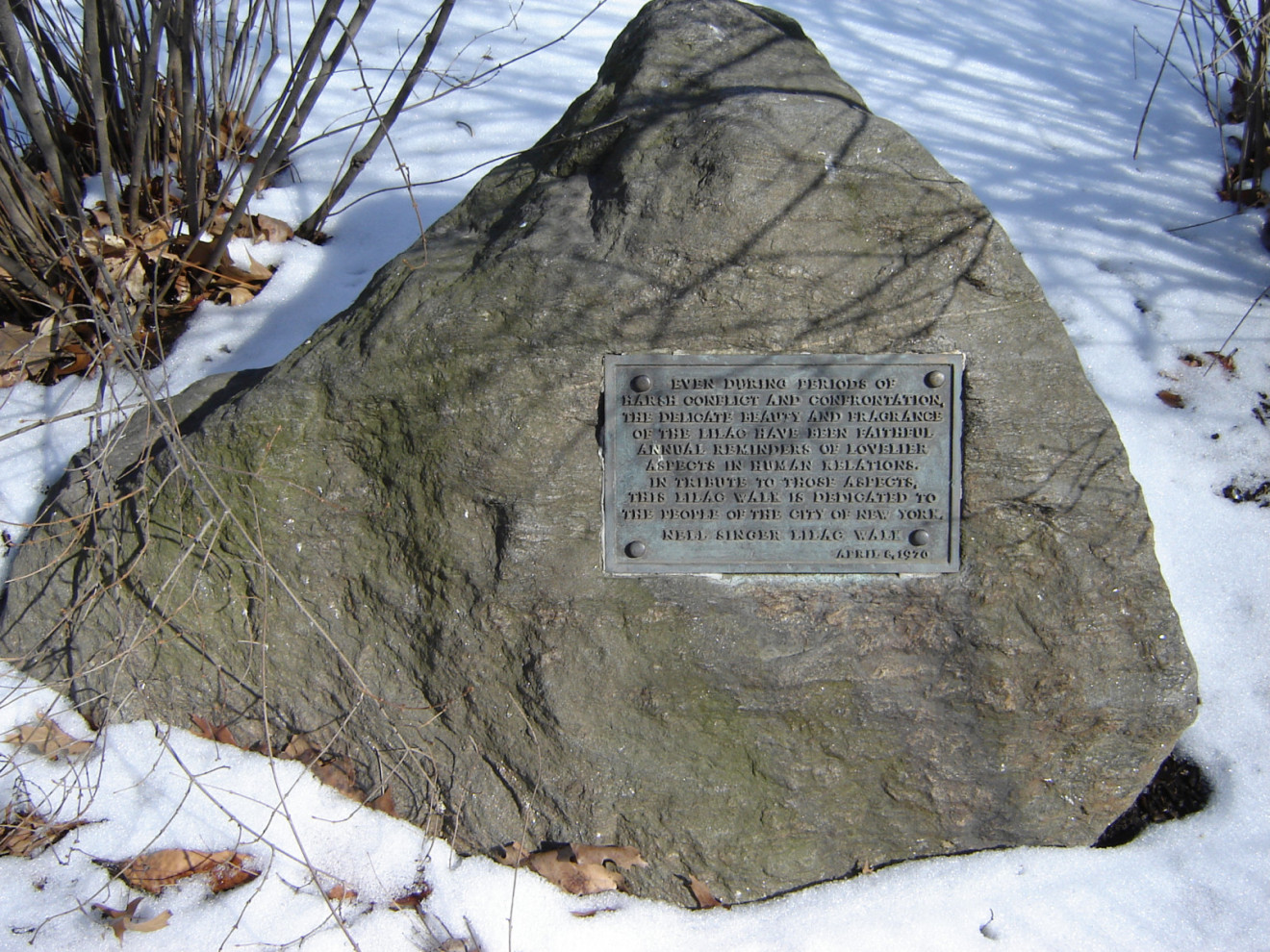 Plaque on boulder