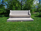 Memorial seat