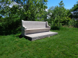 Memorial seat