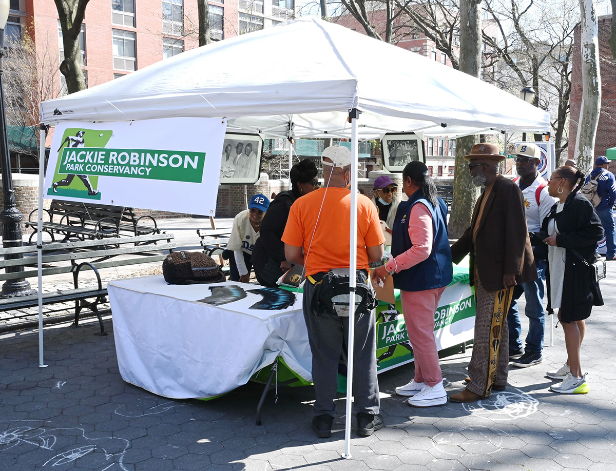 NYC Parks on X: Happy birthday, Jackie Robinson! This monument