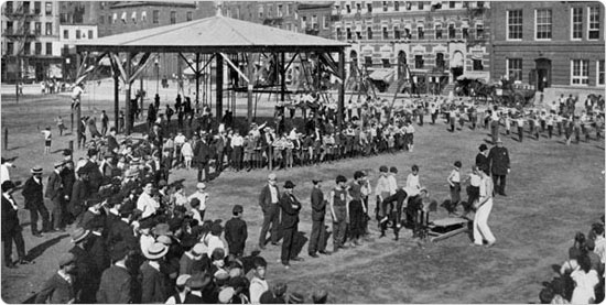 An outdoor gymnasium at Hamilton Fish Park in Manhattan, circa 1902. Source: Parks Department Annual Report.