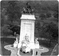 Bird?s eye view of the Maine Monument in Central Park, September 28, 1934. Courtesy of Parks Department Photo Archive, Neg. 4097.