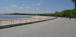 Path and beach at Orchard Beach