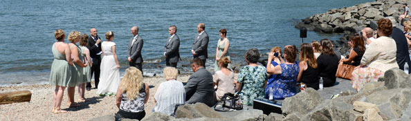 Wedding in Brooklyn Bridge Park