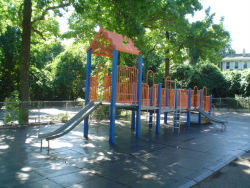 Liotti Ikefugi Playground