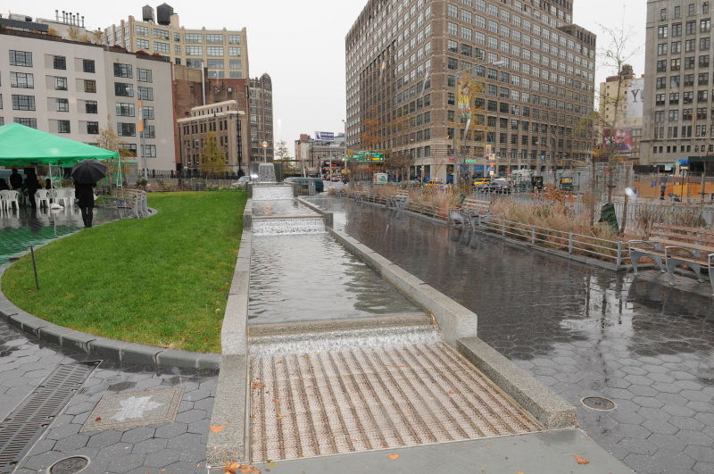 Capsouto Park: An Oasis of Calm on NYC's Bustling Canal Street - Untapped New  York
