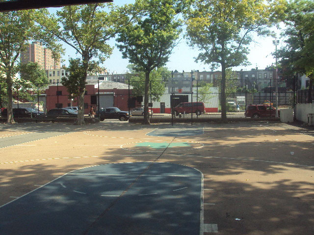 Pulaski Park Fitness Equipment : NYC Parks