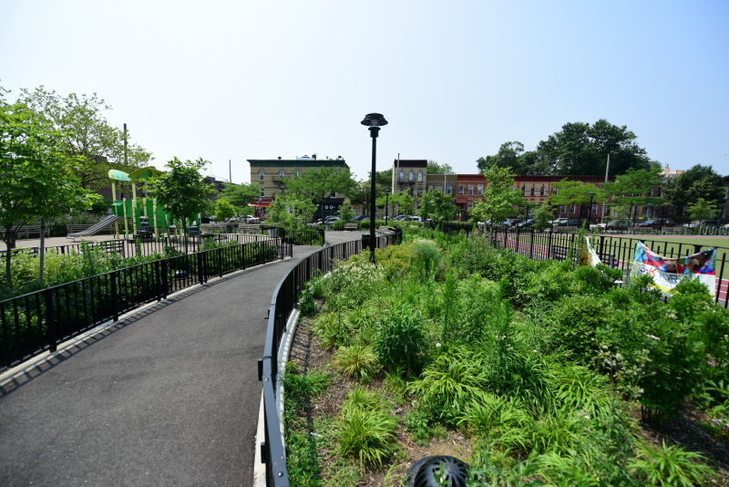 Hilltop Playground Playgrounds Nyc Parks