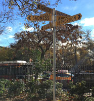 Stuart Ringholt, Signpost (2007-2015), Photograph courtesy of OSMOS Adress