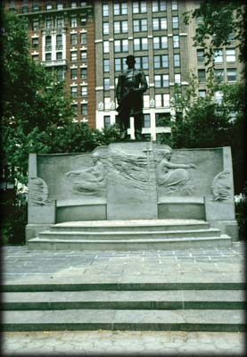 Photo of the Admiral David Glasgow Farragut Monument in Madison Square Park, Manhattan